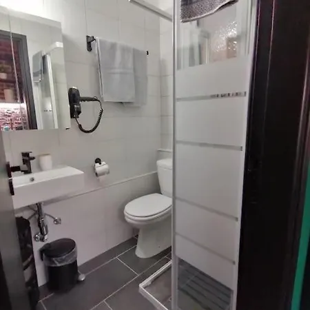 Maya's Cozy Appartamento Paphos